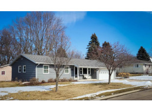 201 E Cherry St Fox Lake, WI 53933