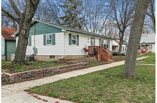 614 North Lawn Ave, Madison, WI 53704