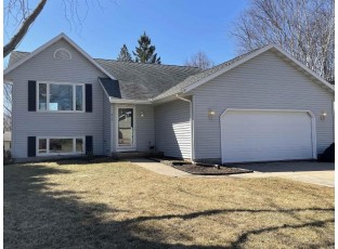 215 Sleepy Hollow Ln Marshall, WI 53559