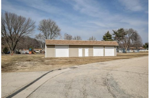 1442 South St, Black Earth, WI 53515