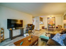 2434 Independence Ln 107, Madison, WI 53704