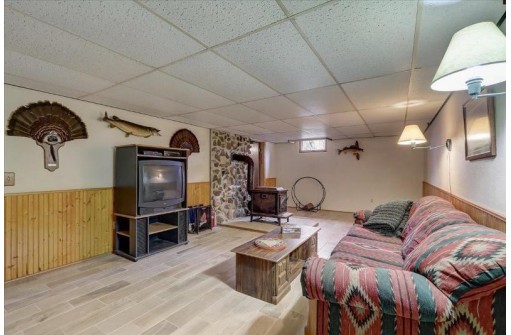 4739 Meadowview Rd, Madison, WI 53711