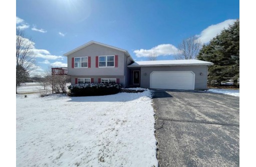 1081 Black Oak Tr, Deerfield, WI 53531