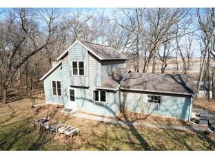 1368 Prairie Village Rd Deerfield, WI 53531