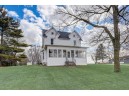 N6913 Kasten Rd, Lake Mills, WI 53551