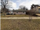 406 8th St, Reedsburg, WI 53959