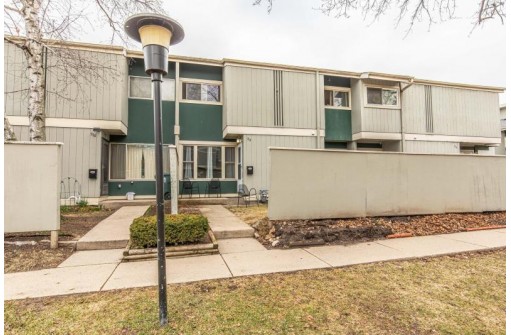 514 East Bluff, Madison, WI 53704