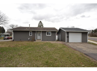 1022 Juniper St Sun Prairie, WI 53590