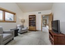 5846 Persimmon Dr, Fitchburg, WI 53711