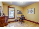 2910 Oakridge Ave, Madison, WI 53704