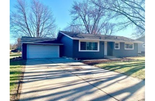 1909 W Main St, Stoughton, WI 53589