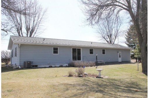 W3046 15th Rd, Montello, WI 53949-0000