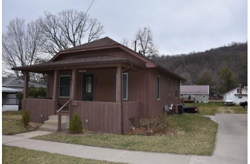 844 E Kinder St, Richland Center, WI 53581