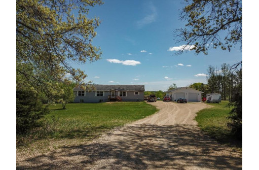 N5838 Davies Rd, New Lisbon, WI 53950