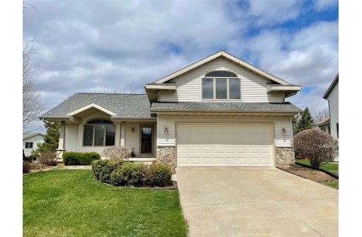 5904 Red Oak Tr, McFarland, WI 53558