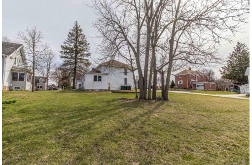 218 6th Ave, New Glarus, WI 53574