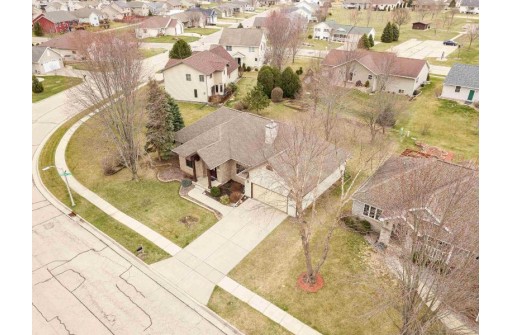 908 Hanksfield Pl, Prairie Du Sac, WI 53578