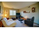 2233 Luann Ln 6, Madison, WI 53713