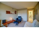 2233 Luann Ln 6, Madison, WI 53713