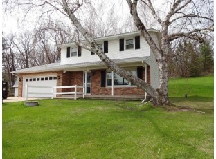 7120 Twin Sunset Rd Middleton, WI 53562