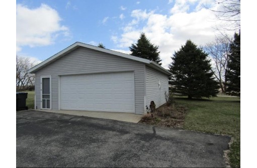 133 North St, Markesan, WI 53946