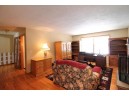 2326 Dartmouth Dr, Janesville, WI 53548