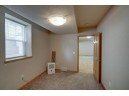 1072 Stonehaven Dr 4, Sun Prairie, WI 53590