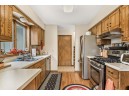 21 Mondale Ct, Madison, WI 53705