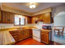 1506 Deerwood Dr, Madison, WI 53716-1826