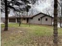 N5630 Thunderbird Dr, Portage, WI 53901