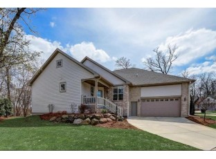 1320 Woodgrove Way Sun Prairie, WI 53590