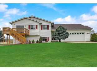 568 Meadowlark Ln Portage, WI 53901