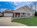 717 Risley Oak Ct, Prairie Du Sac, WI 53578