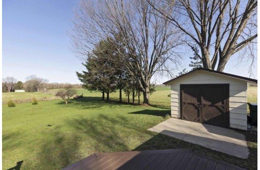 N6443 Wollin Rd, Lake Mills, WI 53551