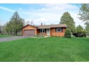 615 Lake Wisconsin Dr, Merrimac, WI 53561