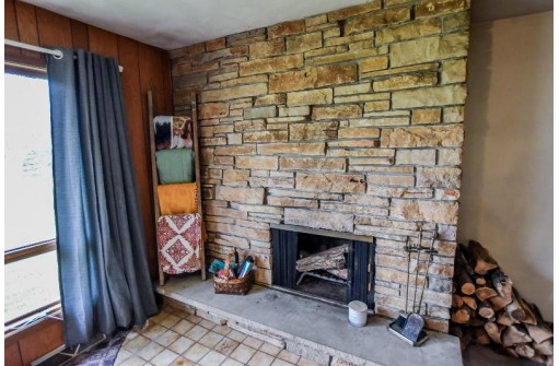 W874 Sunnyside Rd, Green Lake, WI 54941