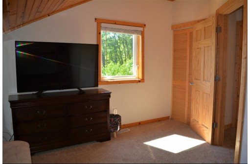 N671 Smith Rd, Wisconsin Dells, WI 53965