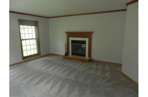 7653 Greenwood Rd, Middleton, WI 53593