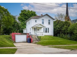 414 Prospect Ave Janesville, WI 53545