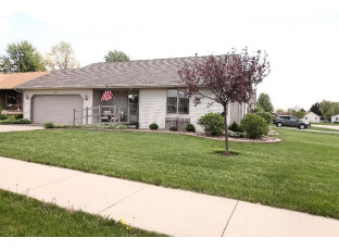 2100 Purple Aster Ln Janesville, WI 53546