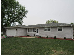 1742 Hancock Ln Janesville, WI 53545