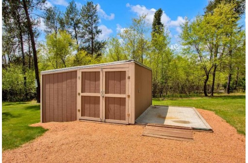 331 Kings Gate Ct, Nekoosa, WI 54457