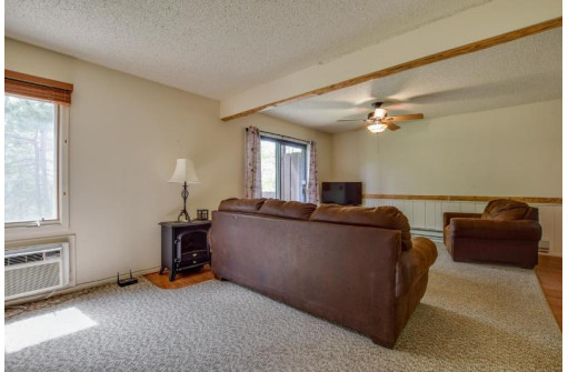 7 Elm Tr, Wisconsin Dells, WI 53965