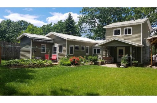 W5442 Buffalo Dr, Montello, WI 53949