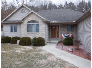 308 Herwig Dr Pardeeville, WI 53954