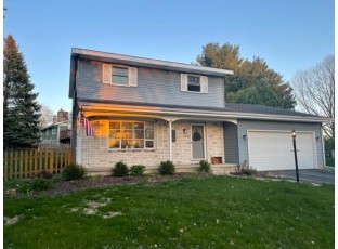 13 Green Ridge Ct Madison, WI 53704