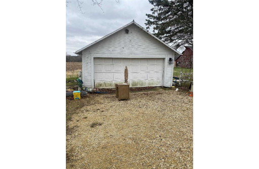 1917 County Road W, Stoughton, WI 53589