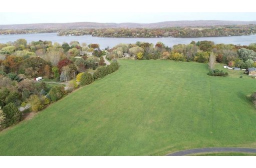 LOT 4 Lake Dr, Lodi, WI 53555