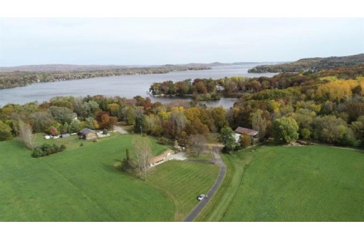 LOT 4 Lake Dr, Lodi, WI 53555