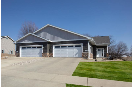 6866 Rembrandt Rd, DeForest, WI 53532